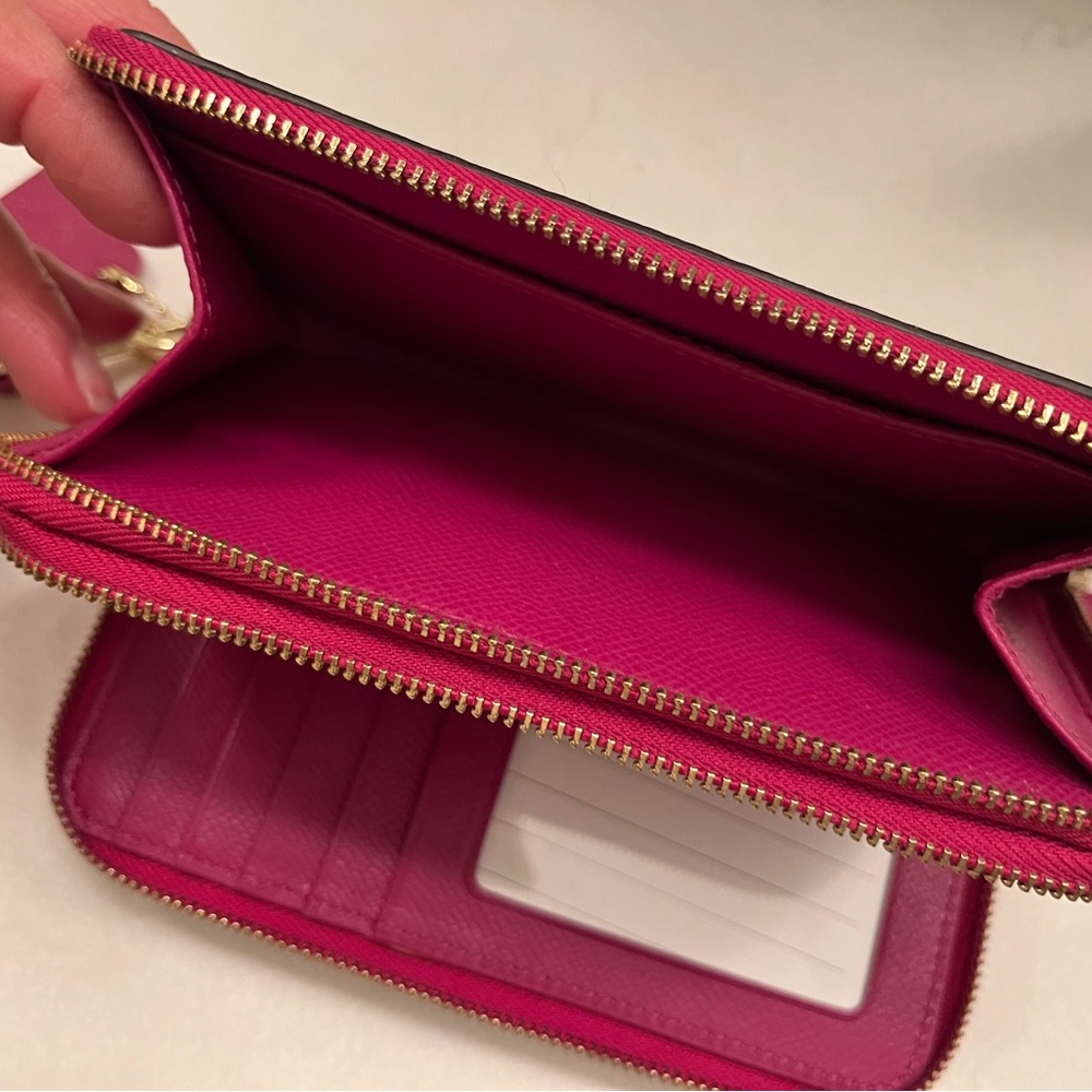 Coach Double Zip Wallet Signature Print w/Deep Magenta EUC double zip wristlet - Picture 3 of 7